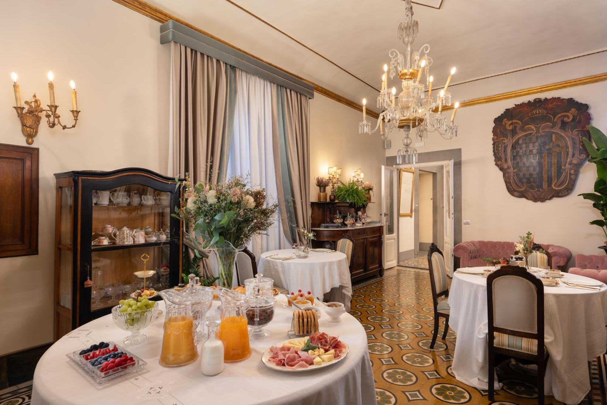 Bed and breakfast Piazza Pitti Palace - Residenza D'epoca 3*